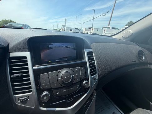 Used 2014 Chevrolet Cruze LT w/ RS Package FWD image 14