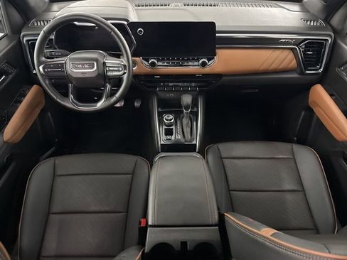 Used 2025 GMC Canyon AT4 w/ Nightfall Edition image 19