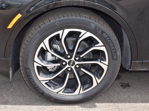 New 2026 Lincoln Nautilus Reserve AWD/4WD image 47
