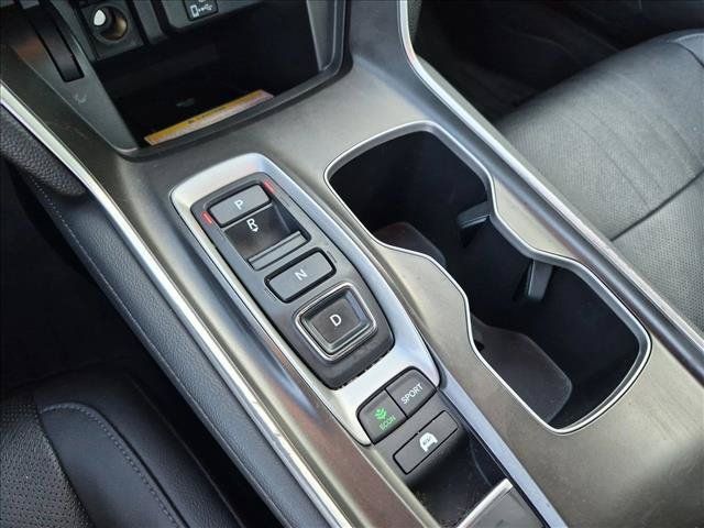 Used 2019 Honda Accord Touring image 12