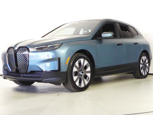 Certified 2024 BMW iX xDrive50 w/ Convenience Package image 2