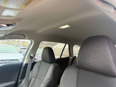 Used 2021 Subaru Outback Premium image 17