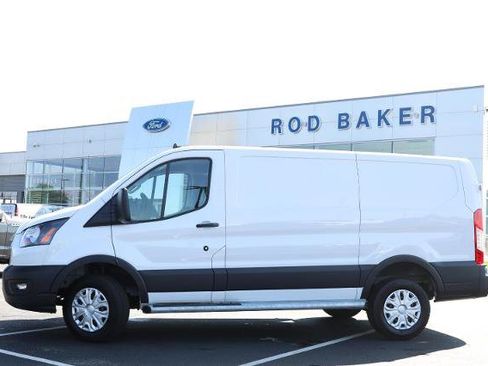 Certified 2025 Ford Transit 250 Low Roof w/ Exterior Upgrade Package RWD image 3