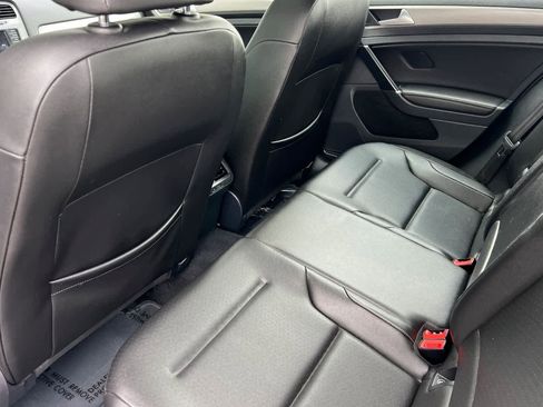 Used 2017 Volkswagen Golf Wolfsburg Edition image 4