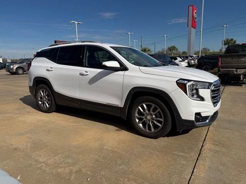 Used 2022 GMC Terrain SLT image 6