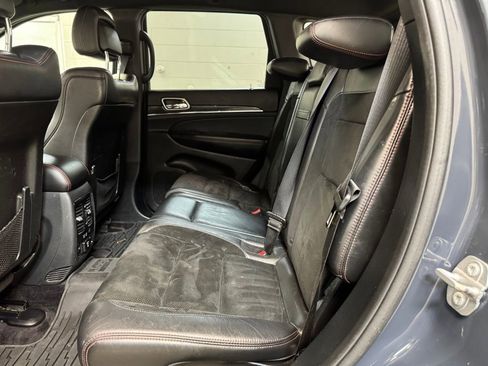 Used 2017 Jeep Grand Cherokee Trailhawk image 16