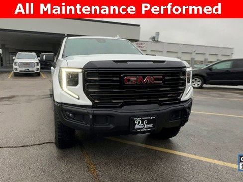 Used 2024 GMC Sierra 1500 AT4X image 3