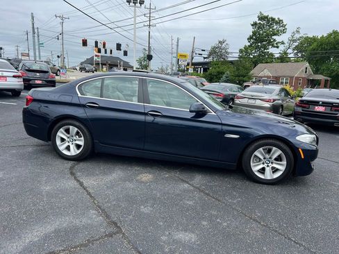 Used 2011 BMW 528i Sedan RWD image 5