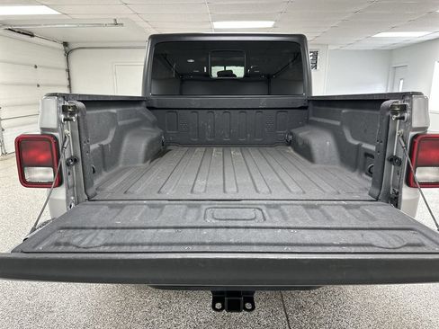 Used 2021 Jeep Gladiator Sport AWD/4WD image 27