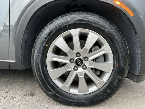 Used 2024 Hyundai Palisade SEL FWD image 18