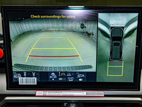 Used 2025 Toyota 4Runner TRD Off-Road Premium image 22