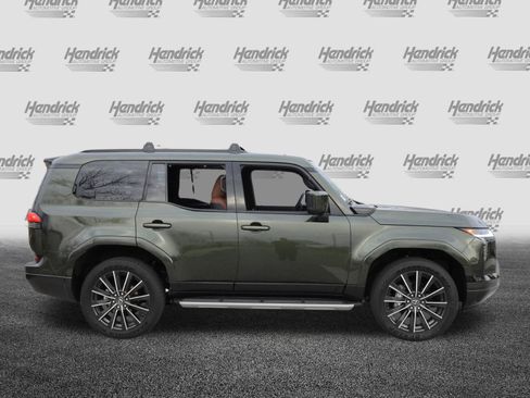 Used 2025 Lexus GX 550 550 Luxury image 10