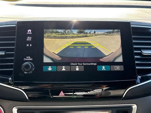 Used 2022 Honda Passport TrailSport image 27