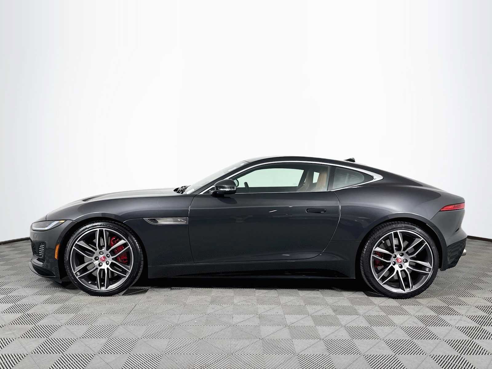 Used 2023 Jaguar F-TYPE R-Dynamic AWD/4WD image 8