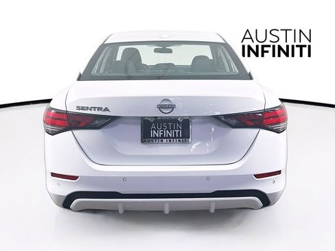 Used 2025 Nissan Sentra SV image 6