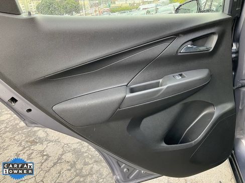 Used 2023 Chevrolet Bolt LT image 43