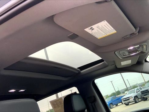 Used 2020 Chevrolet Silverado 1500 LTZ w/ LTZ Texas Edition RWD image 14