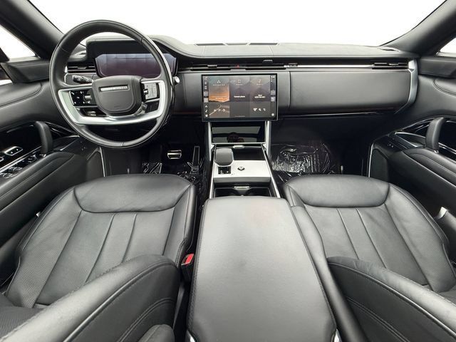 Used 2024 Land Rover Range Rover SE AWD/4WD image 12