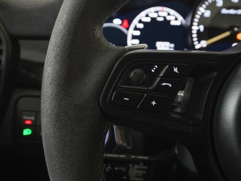 Used 2023 Porsche Cayenne Turbo GT AWD/4WD image 19