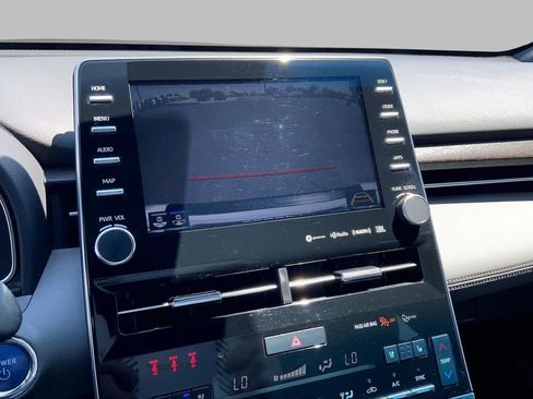 Used 2020 Toyota Avalon Limited FWD image 27