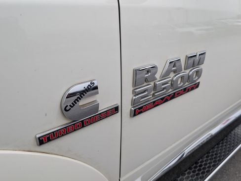 Used 2017 RAM 2500 Limited image 12