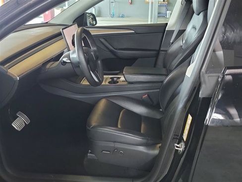 Used 2023 Tesla Model Y Performance AWD/4WD image 7