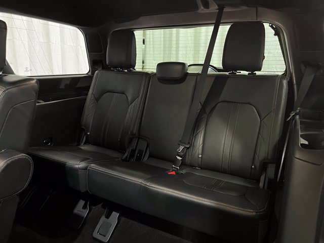 Used 2022 Ford Expedition Platinum AWD/4WD image 13