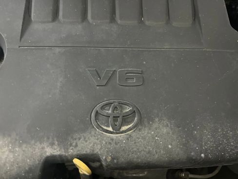 Used 2015 Toyota Highlander Limited Platinum image 16