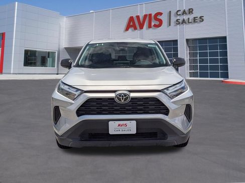 Used 2025 Toyota RAV4 LE AWD/4WD image 10