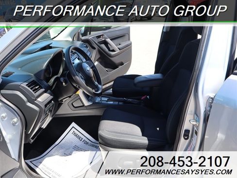 Used 2015 Subaru Forester 2.5i Premium w/ All-Weather Package AWD/4WD image 9