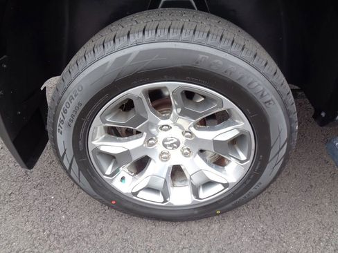 Certified 2017 RAM 1500 Limited image 18