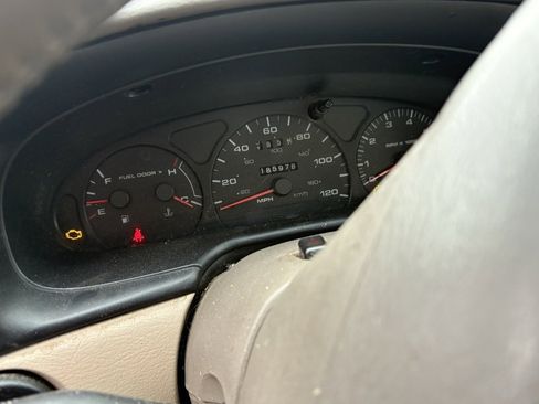 Used 2001 Mercury Sable LS image 5