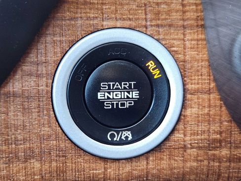 Used 2022 RAM 1500 Limited image 23