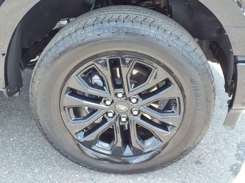 Used 2024 Ford F150 Lariat w/ Equipment Group 502A High AWD/4WD image 9
