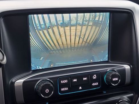 Used 2019 GMC Sierra 1500 SLE w/ SLE Value Package image 21