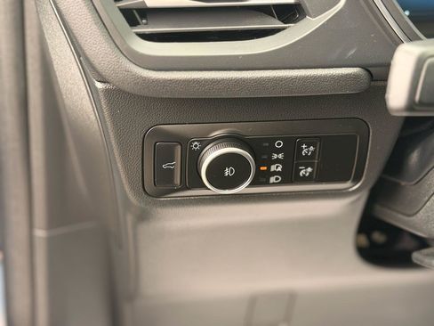 Used 2025 Ford Escape Platinum AWD/4WD image 12