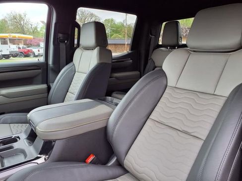 New 2025 Chevrolet Silverado 1500 ZR2 w/ Dark Appearance Package image 9