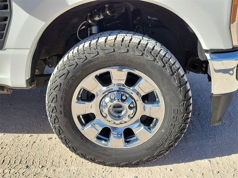 Used 2023 Ford F250 King Ranch w/ Chrome Package image 14