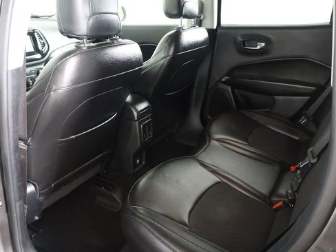 Used 2020 Jeep Compass Latitude AWD/4WD image 23