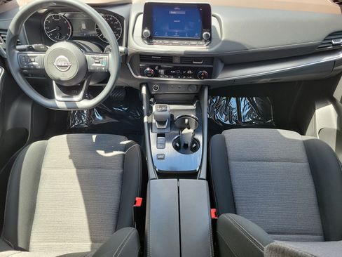 Certified 2023 Nissan Rogue SV FWD image 21