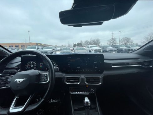Used 2024 Ford Mustang Premium image 33