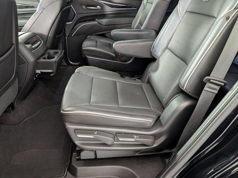 Used 2023 Cadillac Escalade Sport AWD/4WD image 30