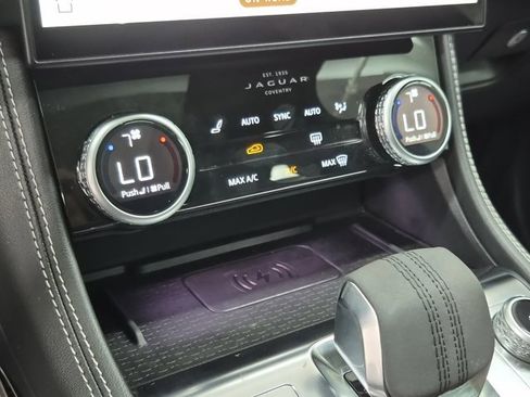 Used 2024 Jaguar F-PACE R-Dynamic S image 31