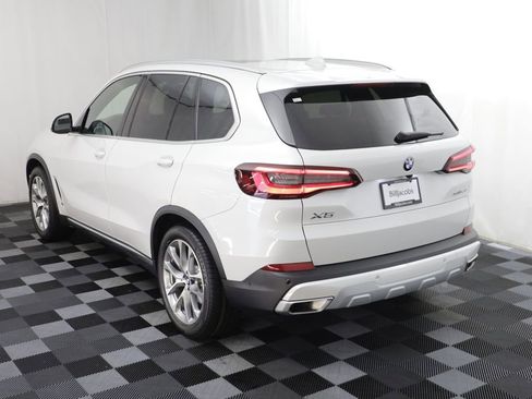 Certified 2023 BMW X5 xDrive40i w/ Premium Package AWD/4WD image 17