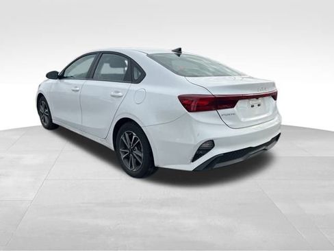 Certified 2024 Kia Forte LXS image 6