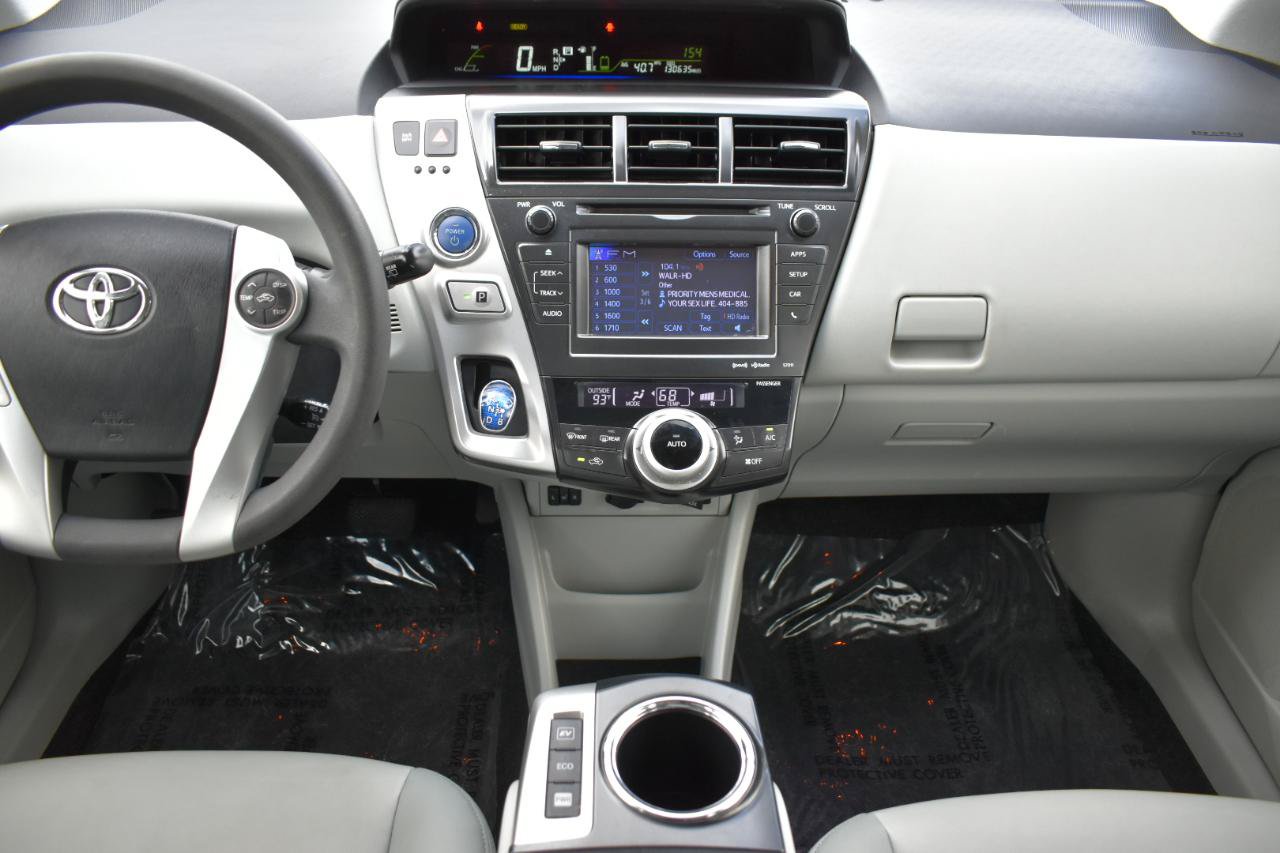 Used 2012 Toyota Prius V Five FWD image 16