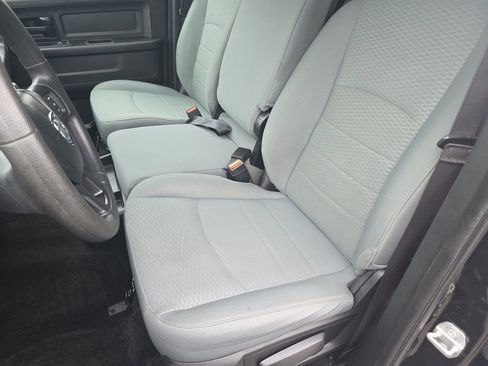 Used 2017 RAM 1500 Express AWD/4WD image 16