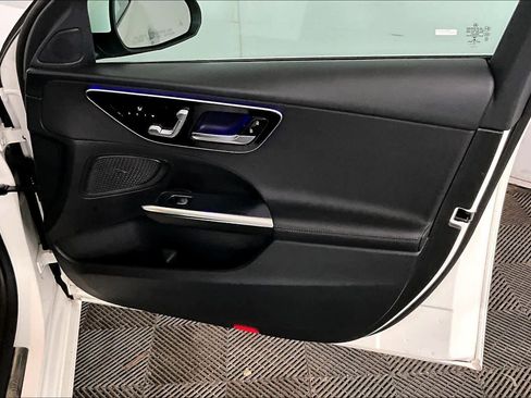 Used 2023 Mercedes-Benz C 300 4MATIC Sedan image 23