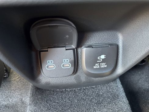 New 2025 Genesis GV80 3.5T e-SC image 51