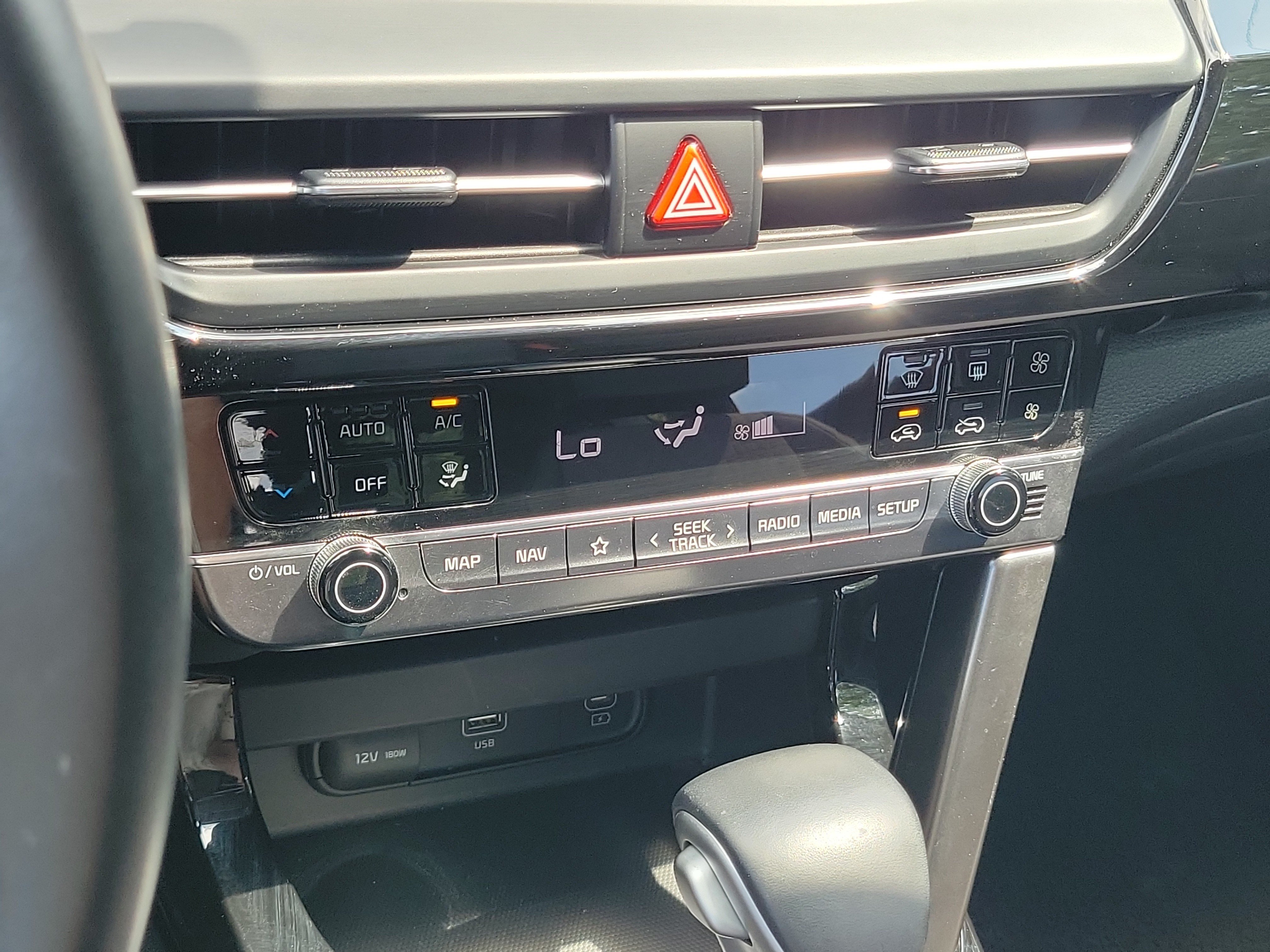 Used 2024 Kia Seltos X-Line AWD/4WD image 29